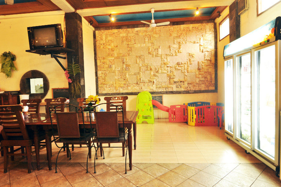 Jesens Inn I Kuta Lombok Esterno foto